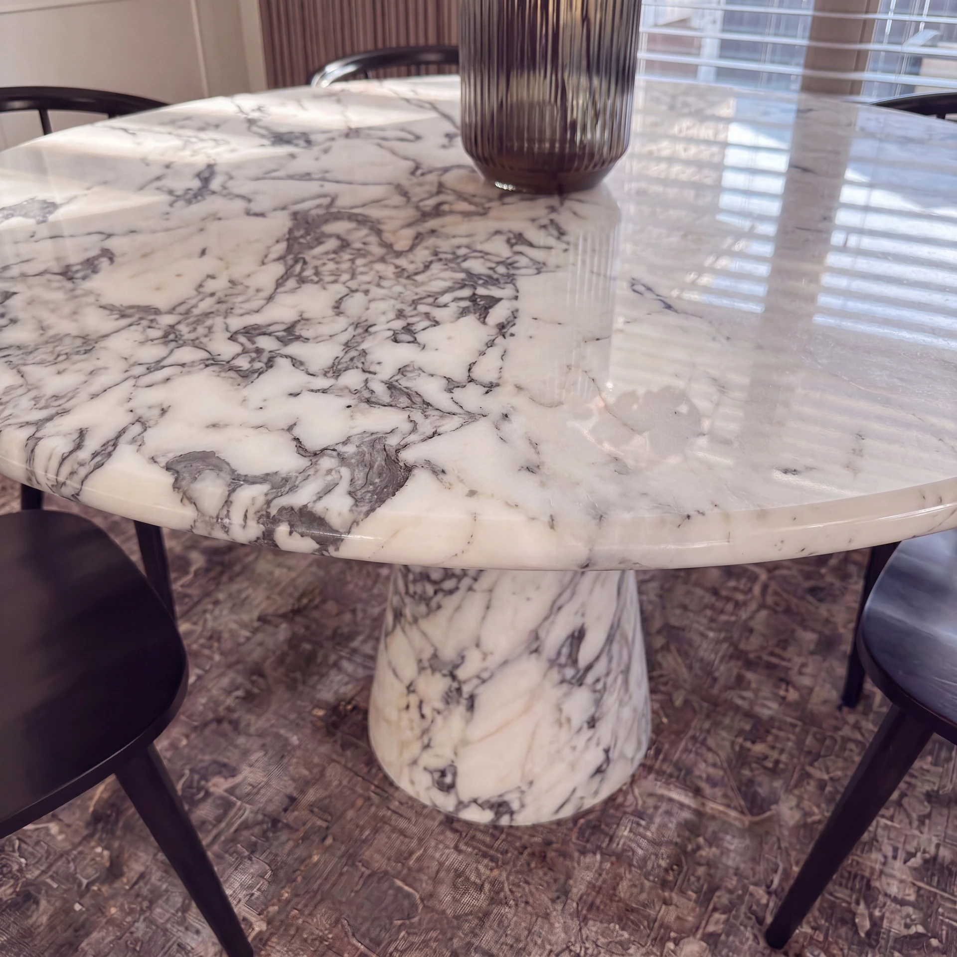 Round Veined Pedestal Dining Table thumbnail 3