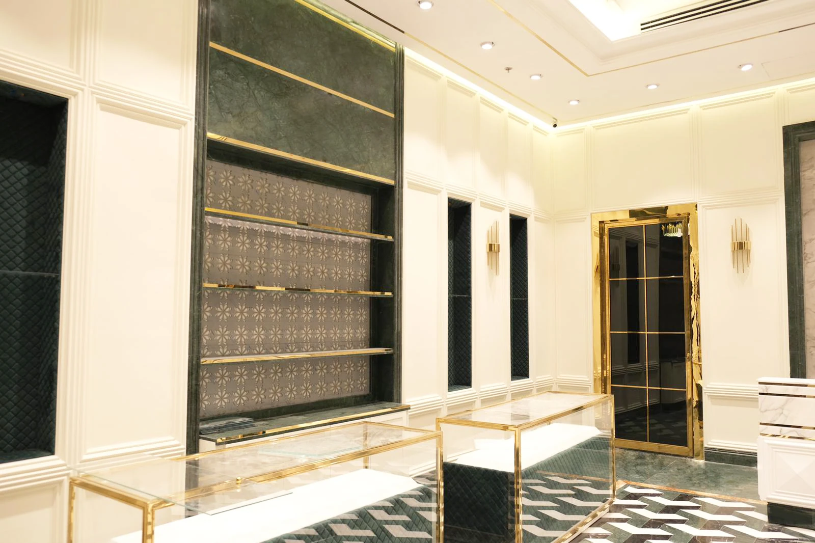Store Project in Qatar 7