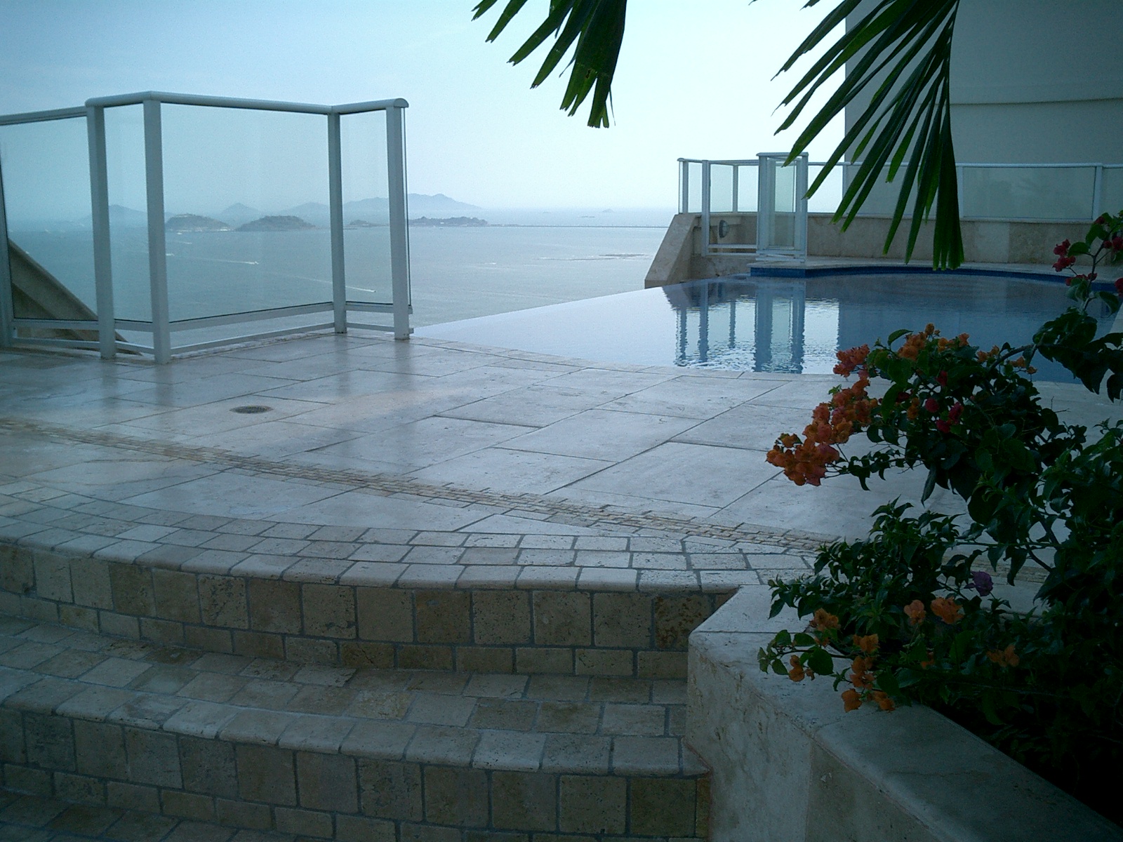 Travertino adecuado para la cubierta de su piscina