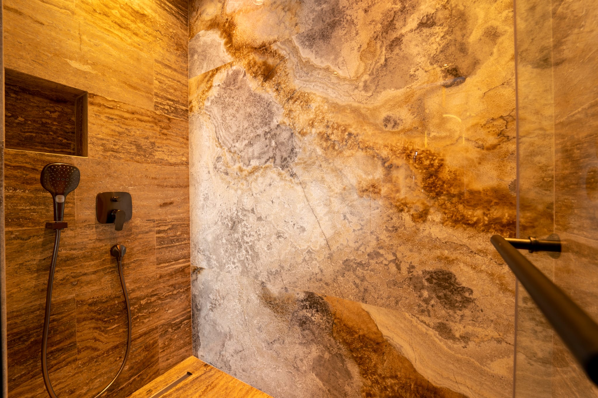 Silver Onyx - Silver Travertine Project reference 3