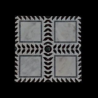 Diamant Jet d'Eau Géométrique à Incrustation Feuillagée à Quatre Carrés
