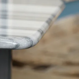 Rounded Bullnose Glossy Linear Edge Detail
