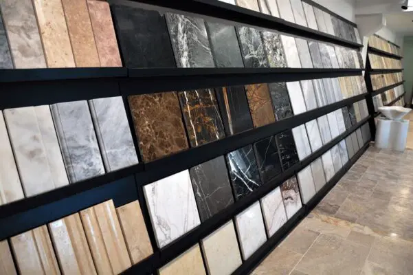 Marmorarten und Marmorfarben