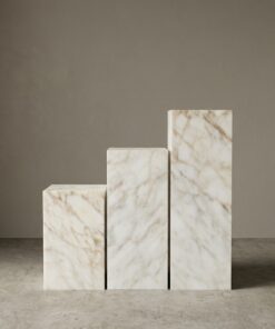 Würfelförmiger Couchtisch aus Afyon Sugar Marmor<br>